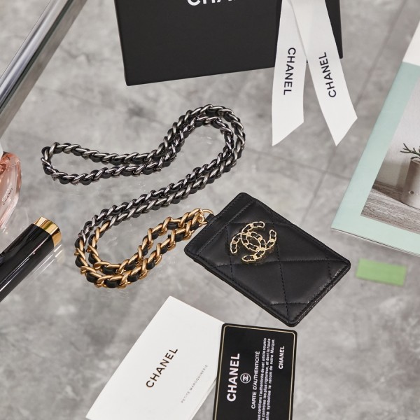 Handbag  Chanel  AP1745  size  10.5×7.2×0.5 cm