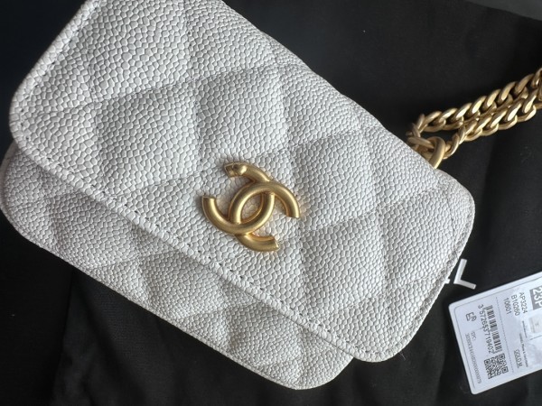  Handbag  Chanel  3224 size  12.5cmx9cmx3 cm