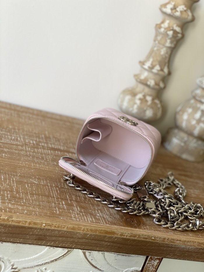  Handbag Chanel 81193  size  12 cm