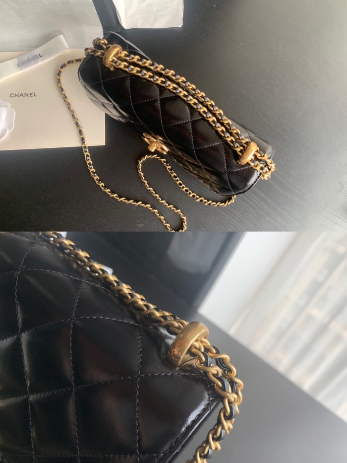  Handbag   Chanel  size  22 cm