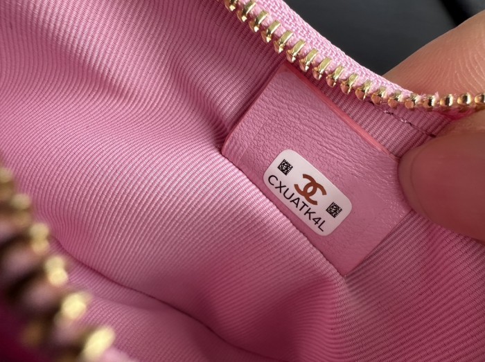 Handbag Chanel  AP3232  size   14cmx10cmx6 cm 