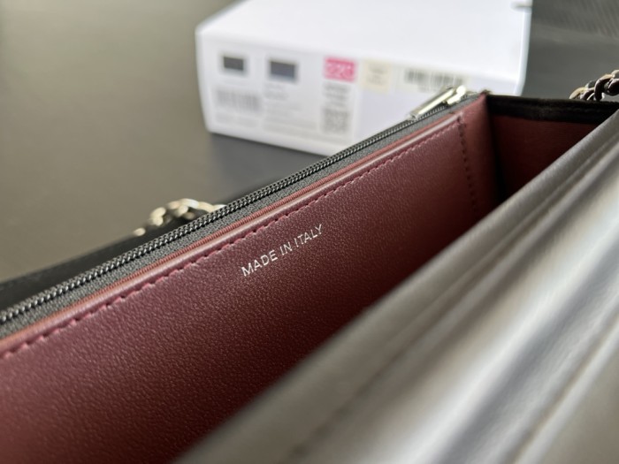 Handbag   Chanel   0250  size  19 cm 