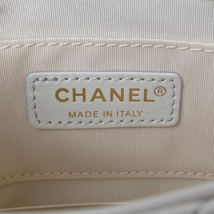 Handbag  Chanel  AS3205  size 13-18-6 cm