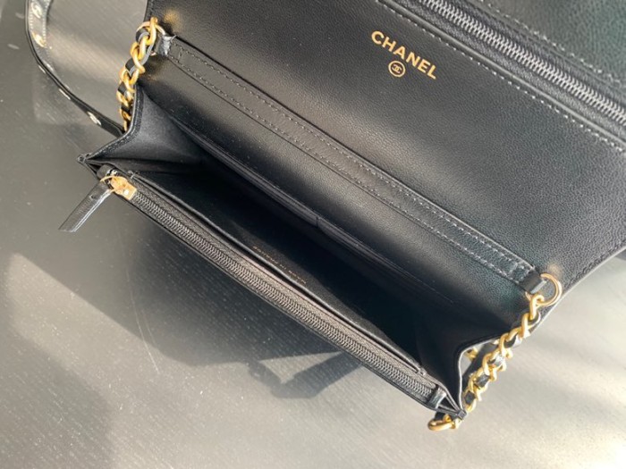 Handbag  Chanel  AP2548  size  19 cm