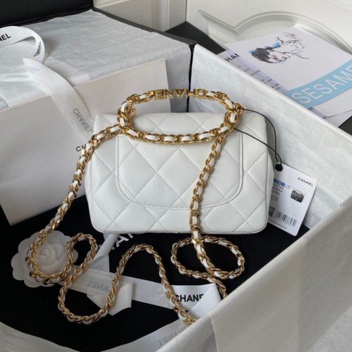  Handbag   Chanel  AS3749  size 20 cm