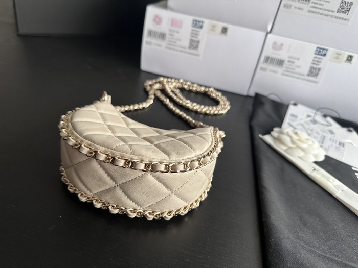  Handbag  Chanel AP3232  size  14cmx10cmx6 cm