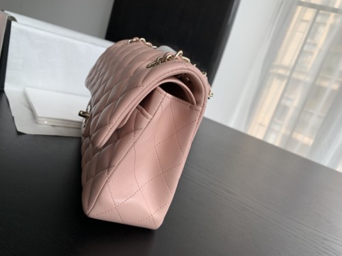 Handbag   Chanel  1113  size  23 cm