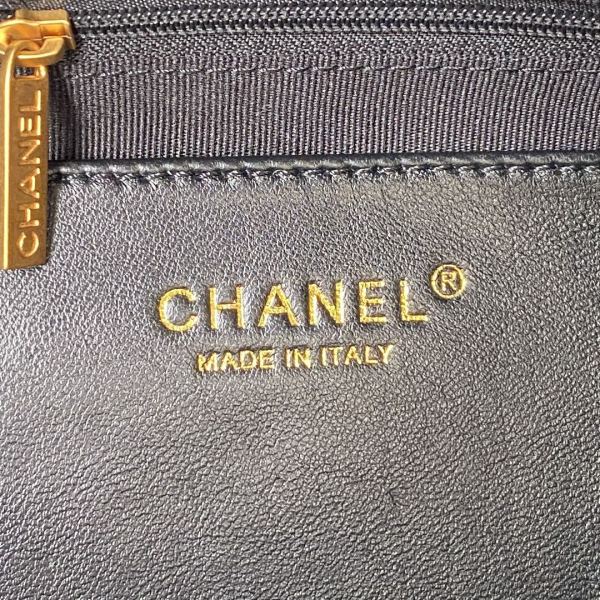 Handbag   Chanel  AS3632  size  45X27X16 cm