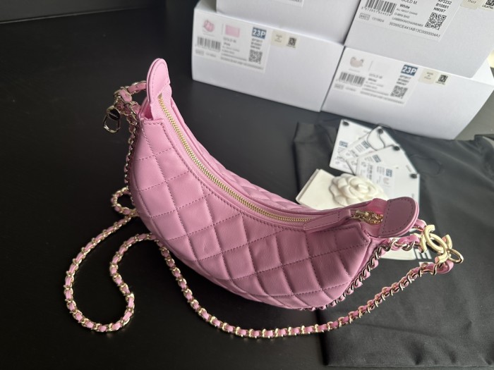 Handbag Chanel  AP3232  size  14cmx10cmx6 cm