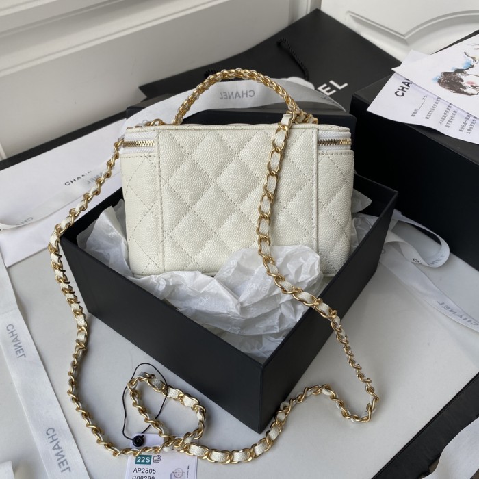  Handbag   Chanel  AP2805  size  17*9.5*8  cm