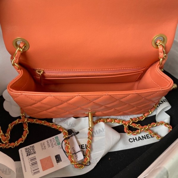   Handbag  Chanel AS1787  size  20 cm