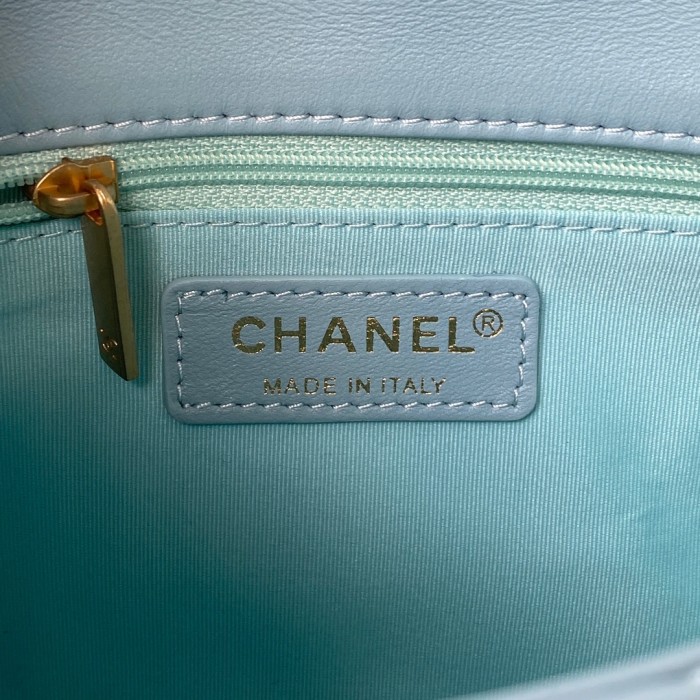 Handbag  Chanel AS3206  size  16-22-7 cm