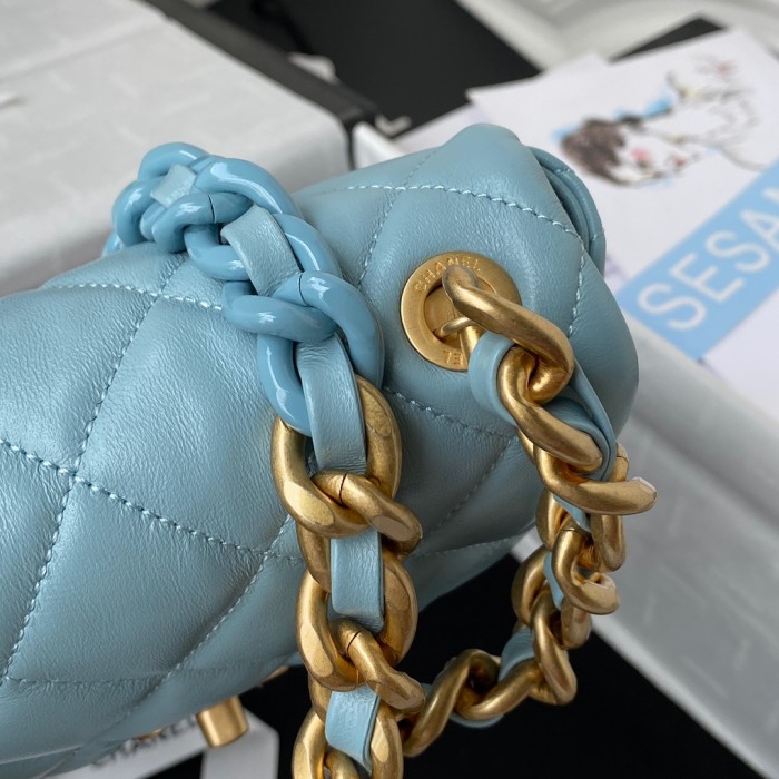 Handbag  Chanel  AS3205  size 13-18-6 cm