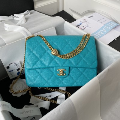  Handbag   Chanel  AS3921  size  19X24x9 cm