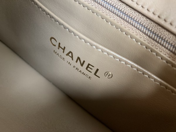 Handbag  Chanel  1116  size 20 cm