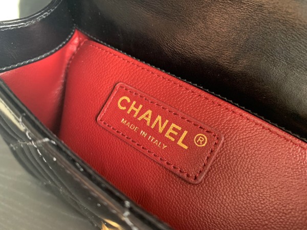  Handbag   Chanel  size  22 cm