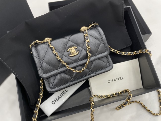 Handbag   Chanel  AP1664  size  13.5*9.4*4.5 cm