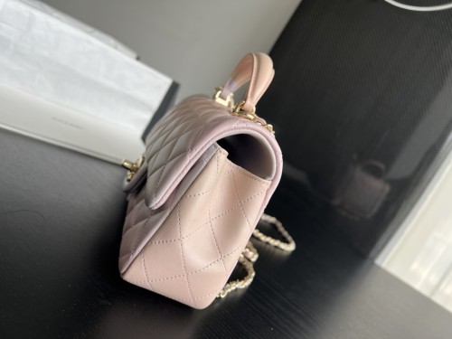  Handbag  Chanel   AS2431  size  20cmx13cmx9 cm