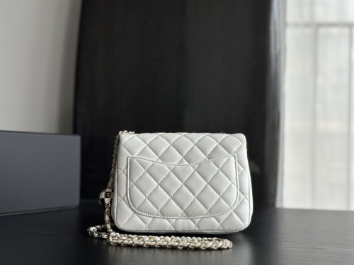 Handbag   Chanel  AP1786  size  18  cm