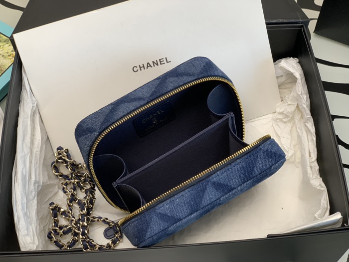 Handbag   Chanel 2462 size  14×10×6 cm