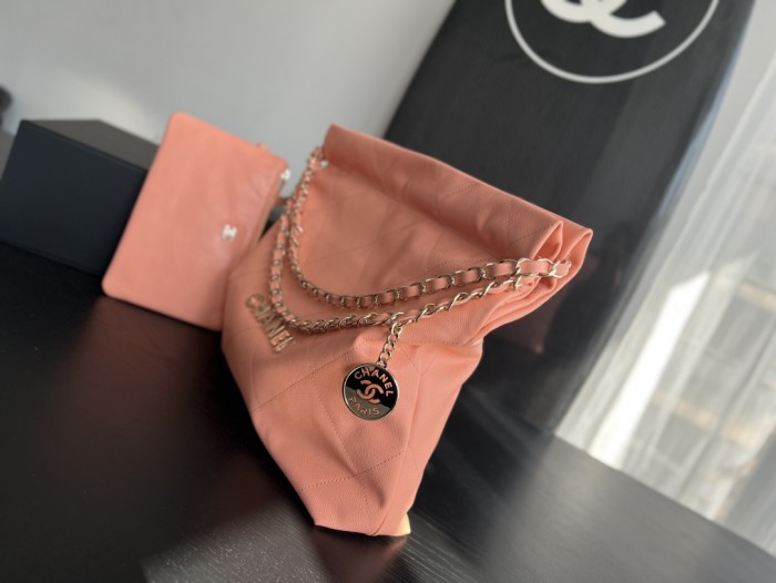  Handbag  Chanel   size  35cmx37cmx7 cm