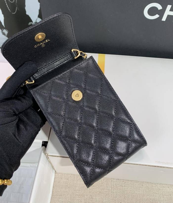 Handbag   Chanel  size  18*3*11.5  cm