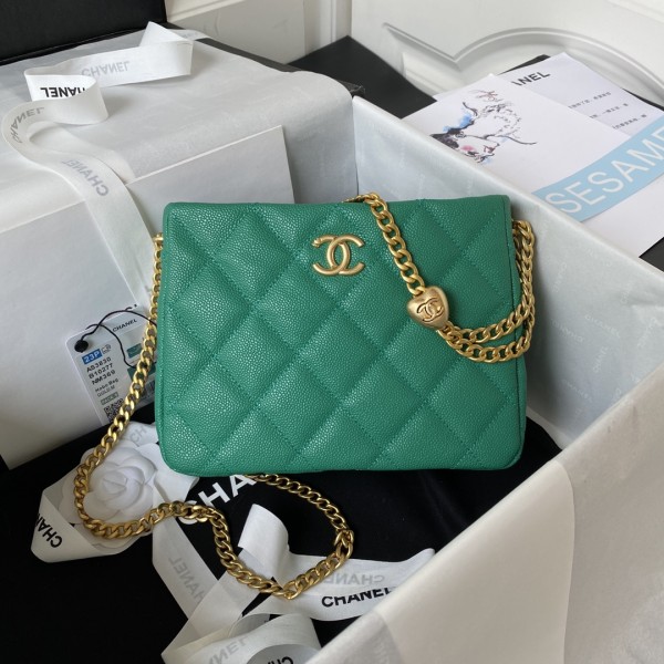  Handbag   Chanel  AS3830  size  16*20*8 cm