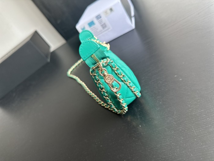 Handbag   Chanel   AS3917  size  14cmx10cmx6 cm