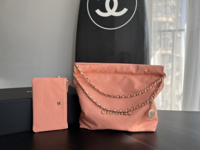  Handbag  Chanel   size  35cmx37cmx7 cm