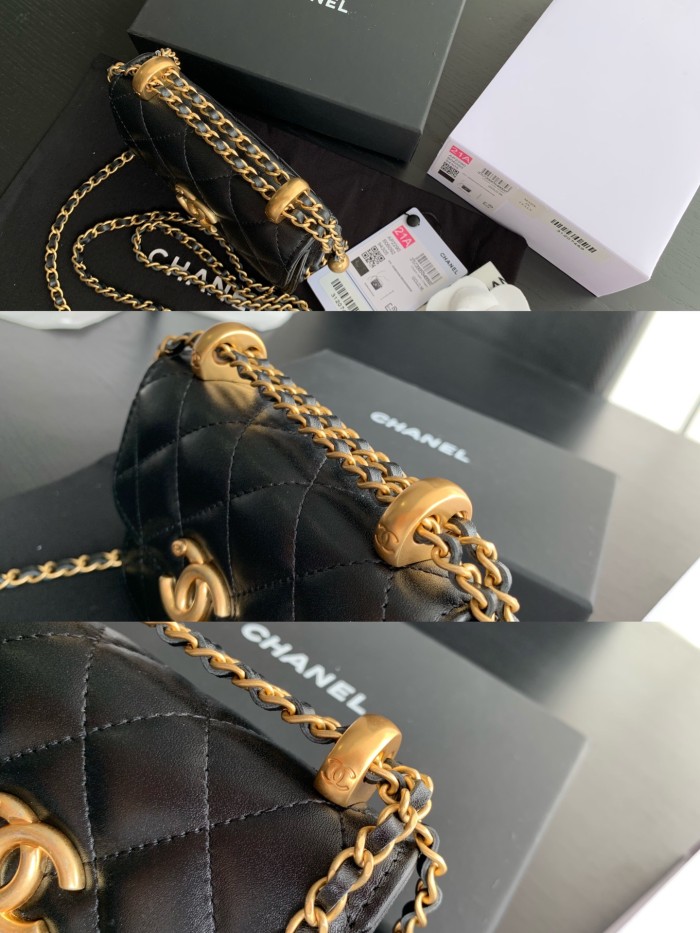 Handbag   Chanel  2290  size 12cmx9 cm 