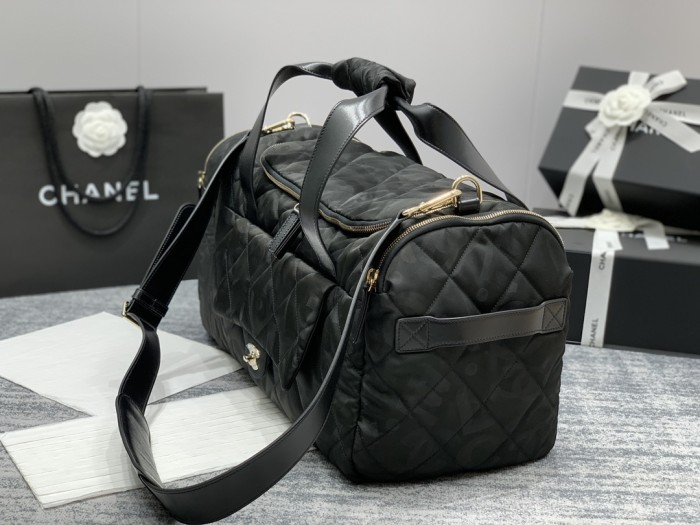 Handbag   Chanel  size 51*23*20.5 cm