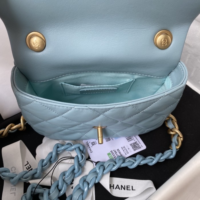 Handbag  Chanel  AS3205  size 13-18-6 cm