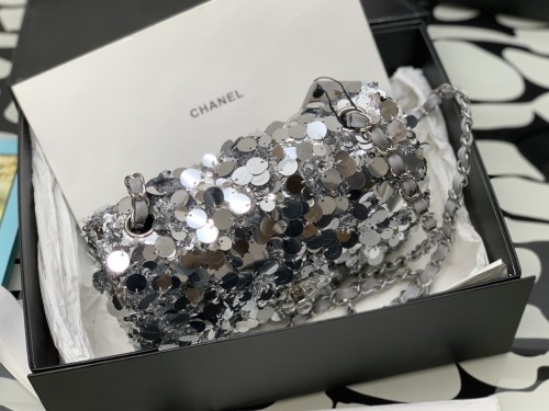 Handbag   Chanel  size  20 cm