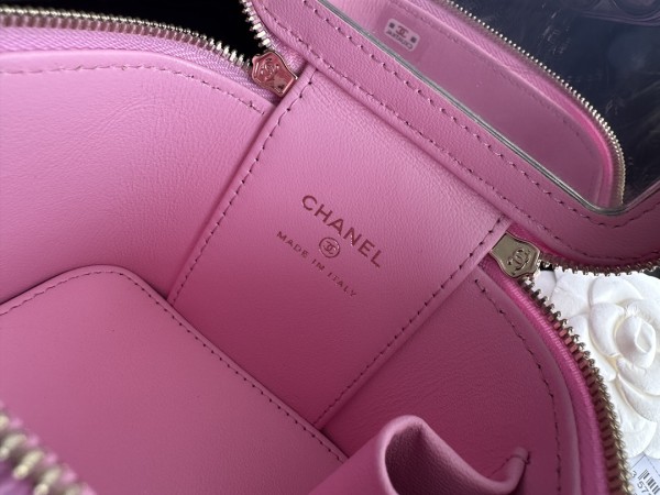  Handbag   Chanel  3203  size  11cmx8.5cmx7 cm