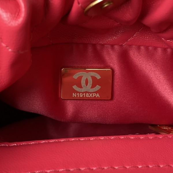  Handbag  Chanel  AS3793  size  17-16-7  cm