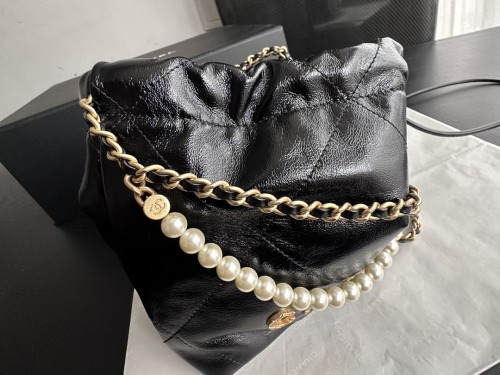  Handbag  Chanel  AS3980  size  20cmx19cmx6 cm