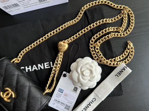  Handbag  Chanel  3224  size  12.5cmx9cmx3 cm 