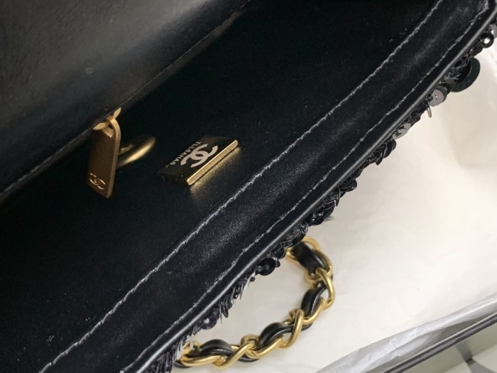 Handbag   Chanel   size  20 cm