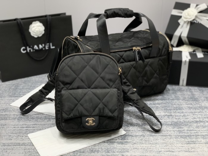 Handbag   Chanel   size 51*23*20.5 cm