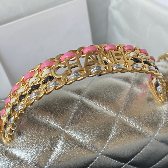 Handbag   Chanel  AS3908  size  22X16X9 cm