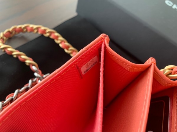 Handbag  Chanel  AP1787  size  8.5cmx12cmx2.5 cm