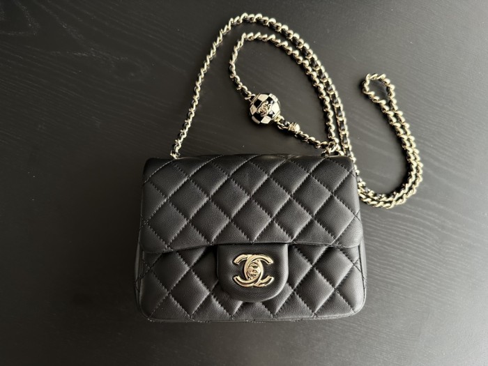  Handbag   Chanel AP1786  size  18  cm