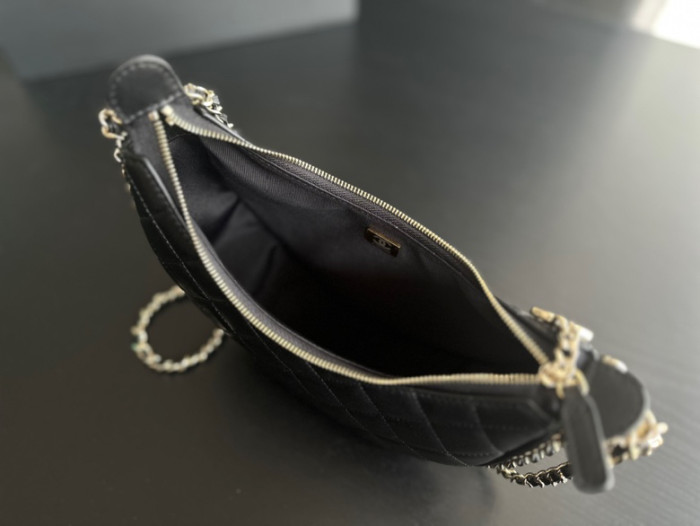 Handbag  Chanel AP3232  size   14cmx10cmx6 cm