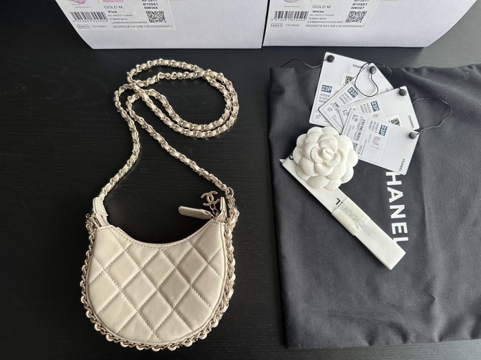  Handbag  Chanel AP3232  size  14cmx10cmx6 cm