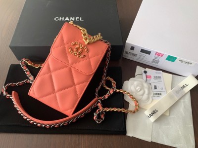  Handbag   Chanel  AP1773  size 18.5cmx10cmx2.5 cm