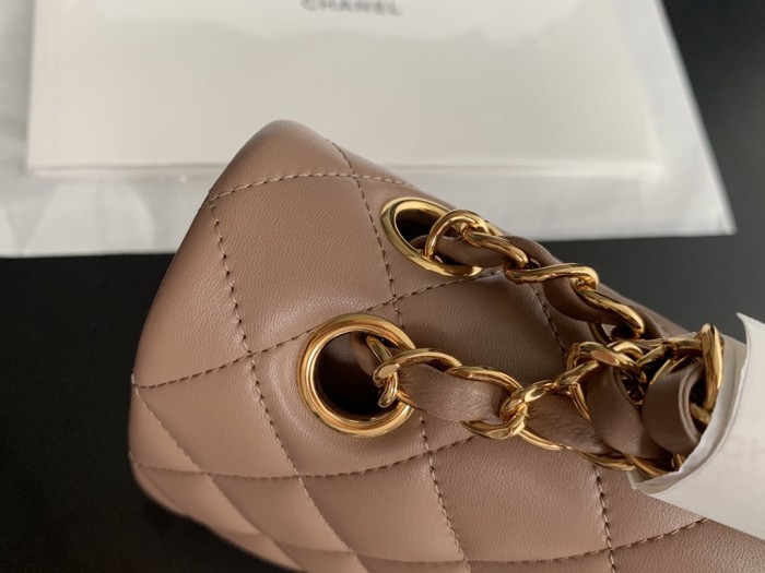  Handbag   Chanel 1113  size 23 cm