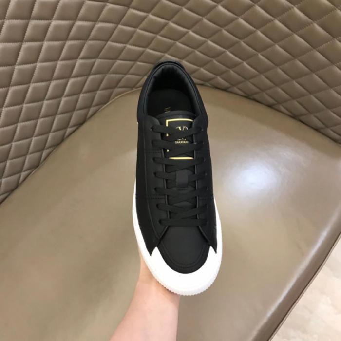 Valentino Garavani Cityplanet Lace Up Sneakers