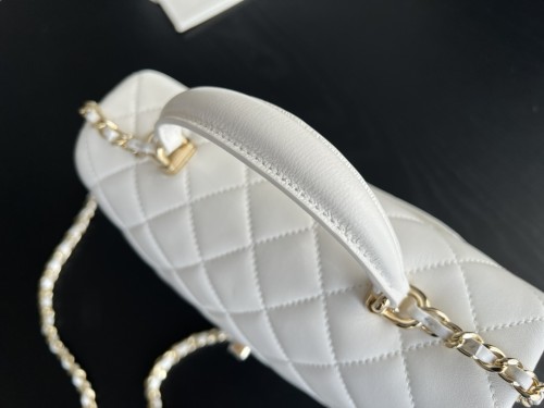 Handbag  Chanel AS2431  size  20cmx13cmx9 cm