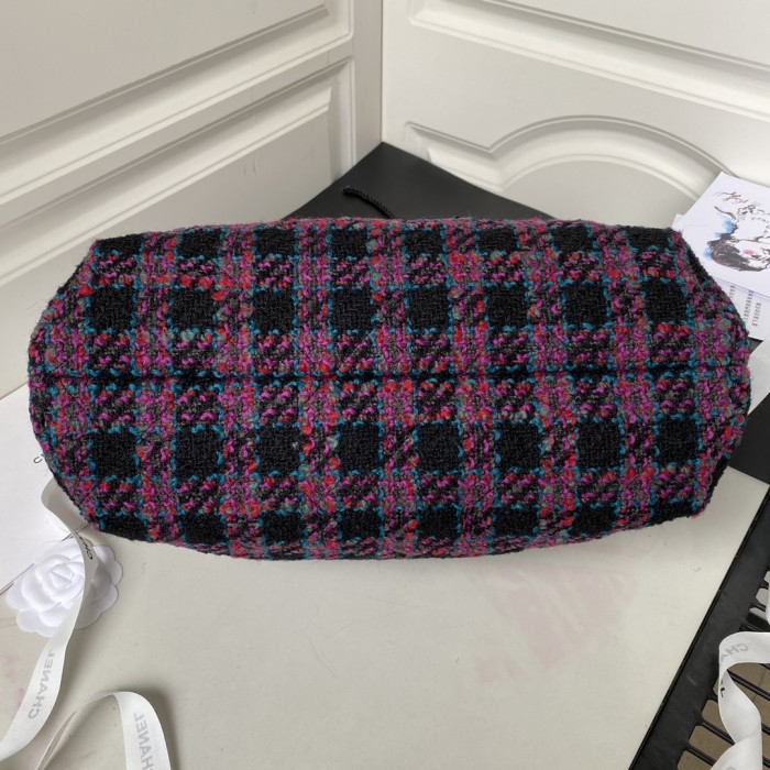 Handbag   Chanel  AS3632  size  45X27X16 cm