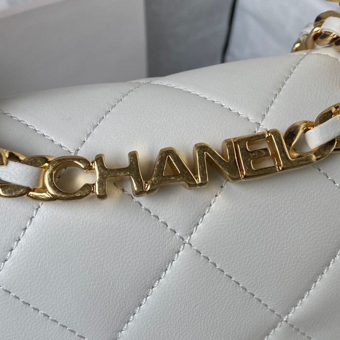 Handbag   Chanel  AS3748  size  17*13*6 cm